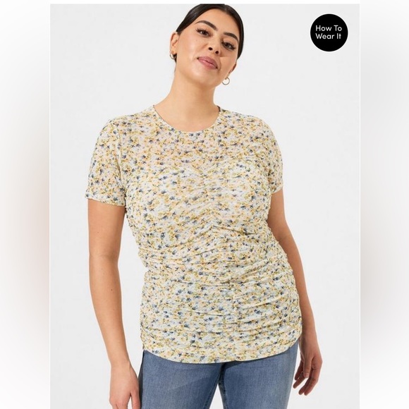 Tops - NWT Torrid stretch mesh ruched top, size 3